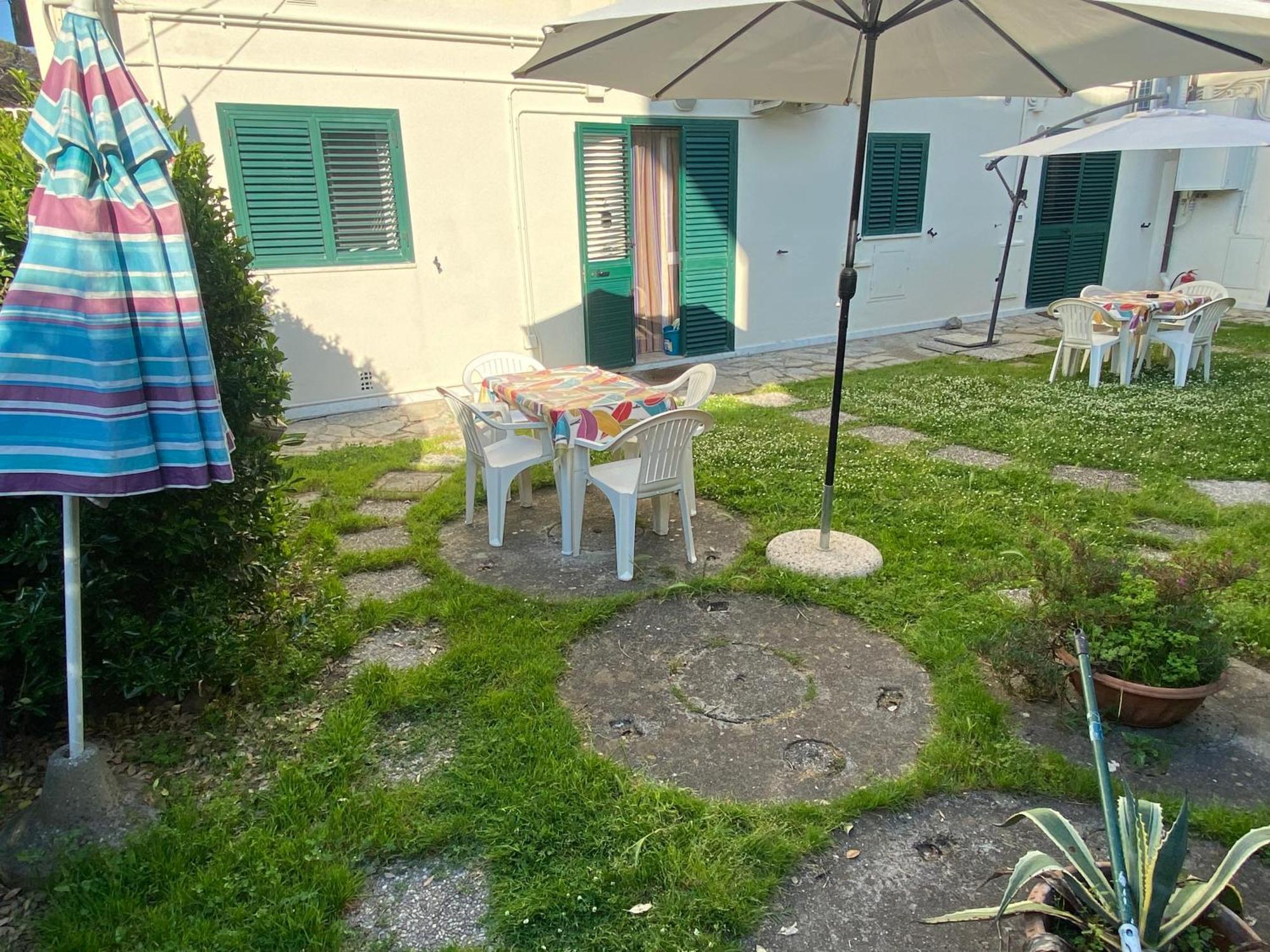 Le Tre Isolette A 200M Dal Mare Marina Di Pisa Exterior foto